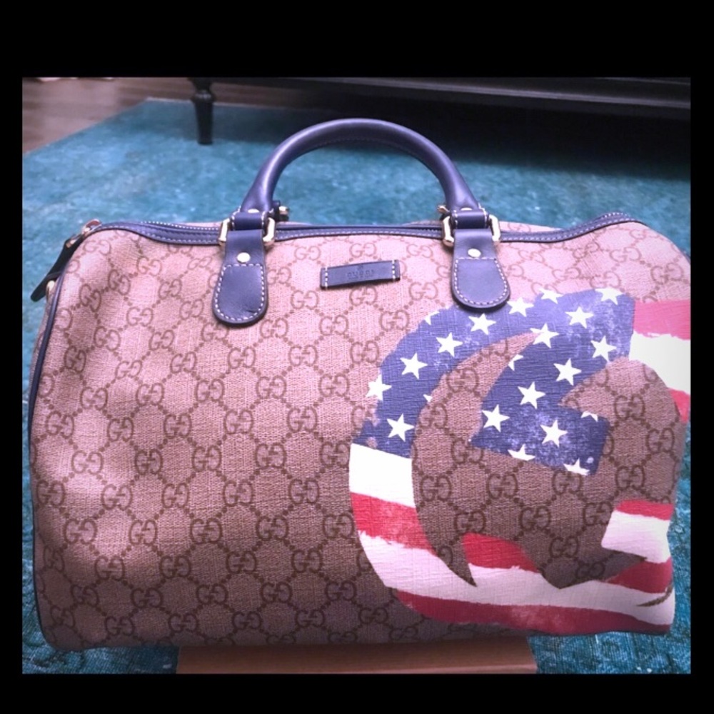 ISO Gucci GG Supreme USA flag Boston bag
